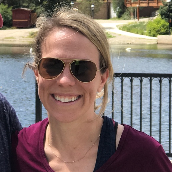 Meet your Posher, Katie - Picture 1 of 1